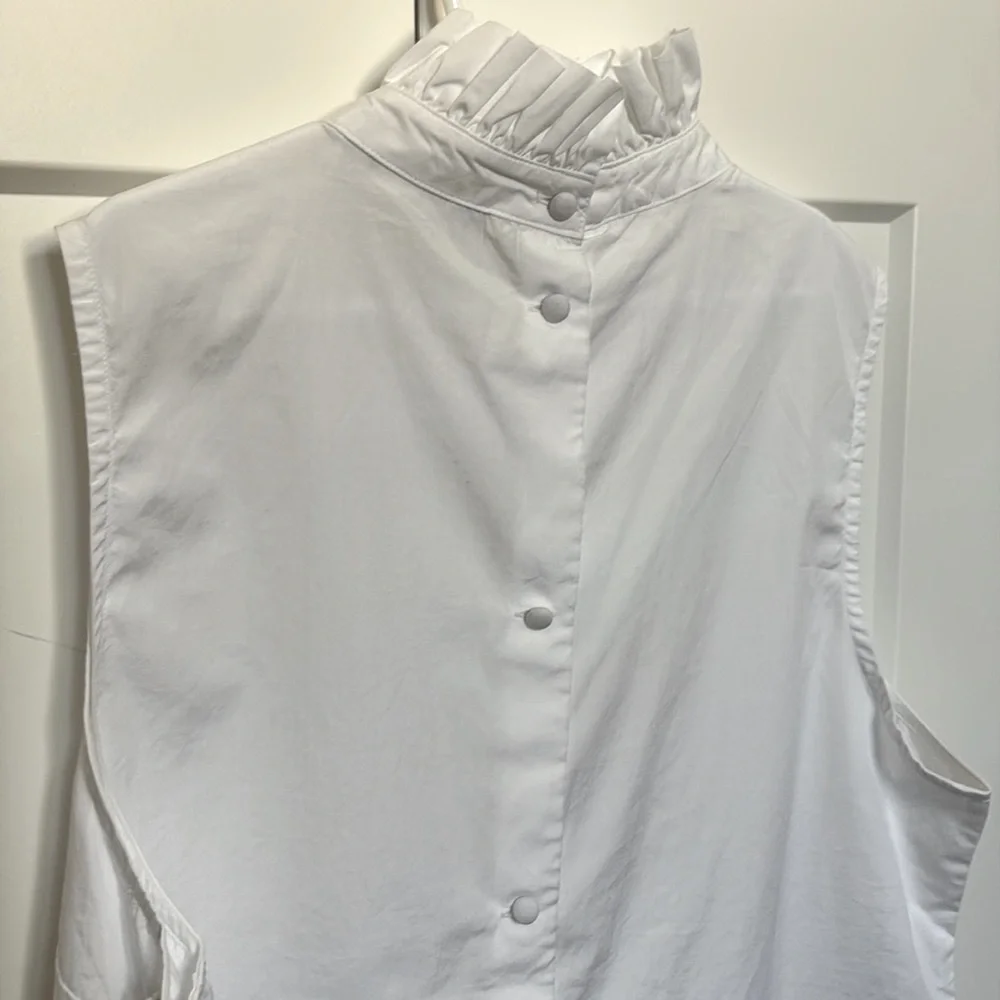 NWT [Frame] High Neck Sleeveless Ruffle Back Button Blouse Top White Women’s S - Picture 8 of 14